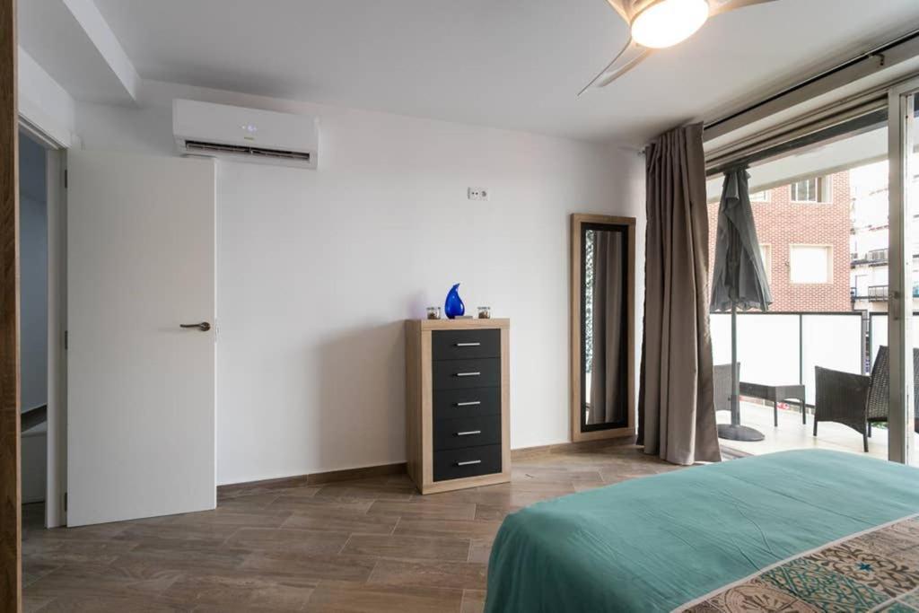 Espacioso Y Centrico Piso Con Zona Chill-Out アリカンテ エクステリア 写真