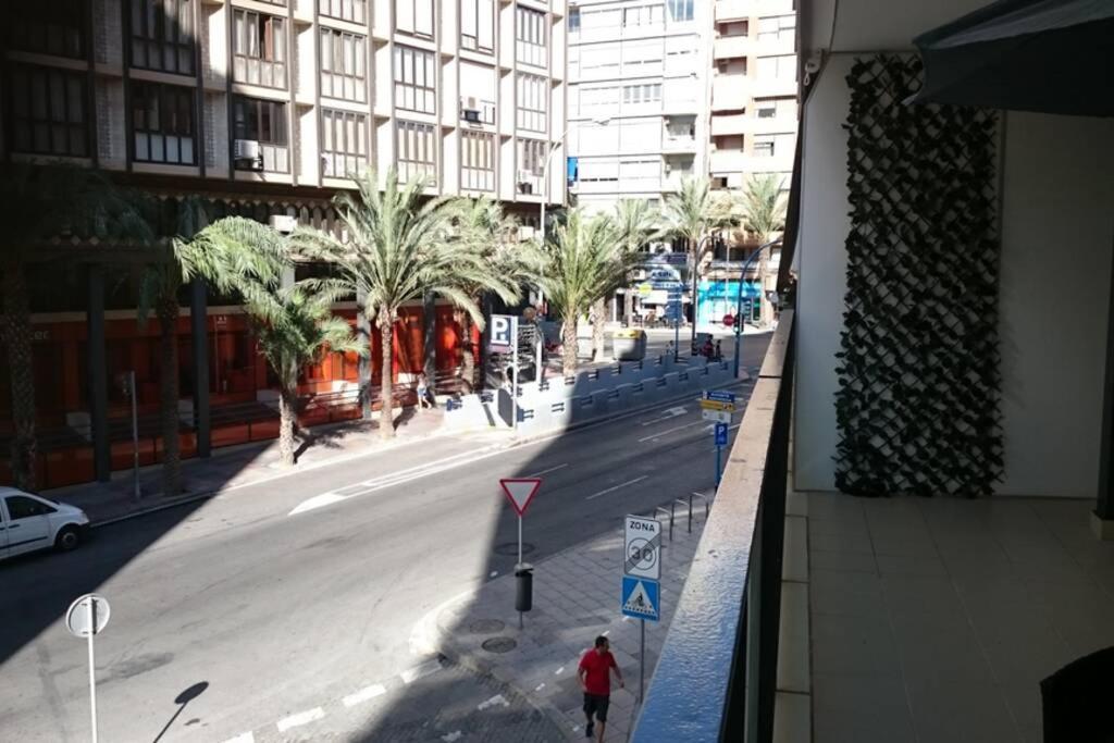 Espacioso Y Centrico Piso Con Zona Chill-Out アリカンテ エクステリア 写真