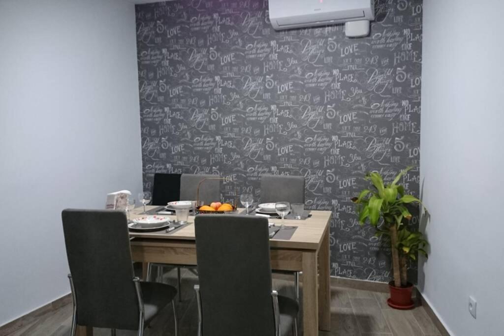 Espacioso Y Centrico Piso Con Zona Chill-Out アリカンテ エクステリア 写真